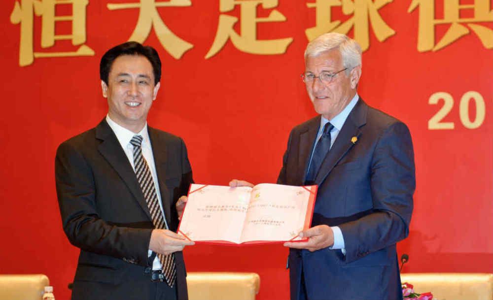 让导演林超贤合作四次的老搭档彭于晏都说难的电影《紧急救援》发布;好莱坞级别制作特辑，导演林超贤首次披露影片世界级制作水准，并坦言：和国外制作班底合作，相互学习与汲取，他们的工作程序很有规律，每项工序都有不同的主管来管理