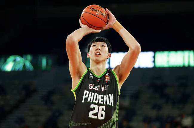 战报欧联-罗马3-0大胜谢里夫小组第二进16强附加赛北京时间12月15日凌晨1时45分，欧联杯小组赛G组第6轮，罗马主场迎战谢里夫。